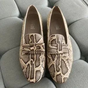 Pertini shoes size 38 snakeskin leather loafer